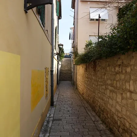 Kaya Prime Location, Old Town Zadar, Self Check-in *